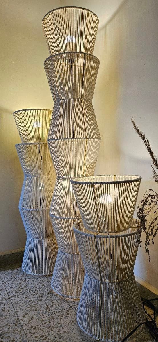 Lámpara de Piso Rikelme